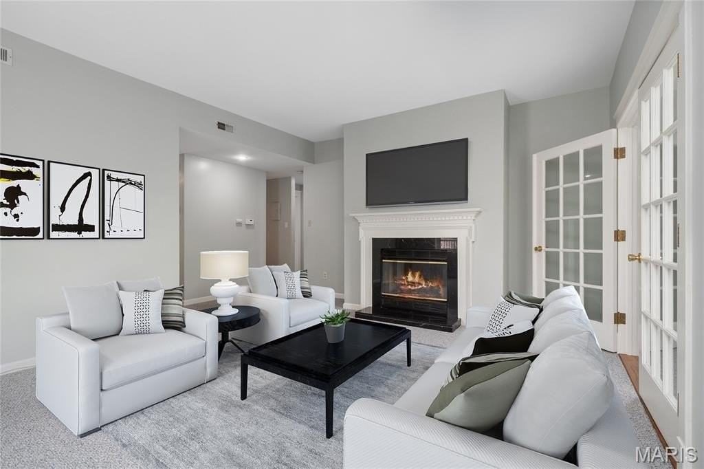5803 Waterman Blvd #3W
