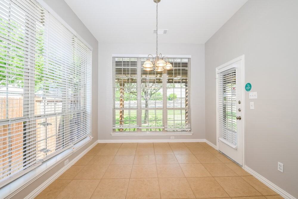 1224 Wedgewood Dr - Photo 6 of 16