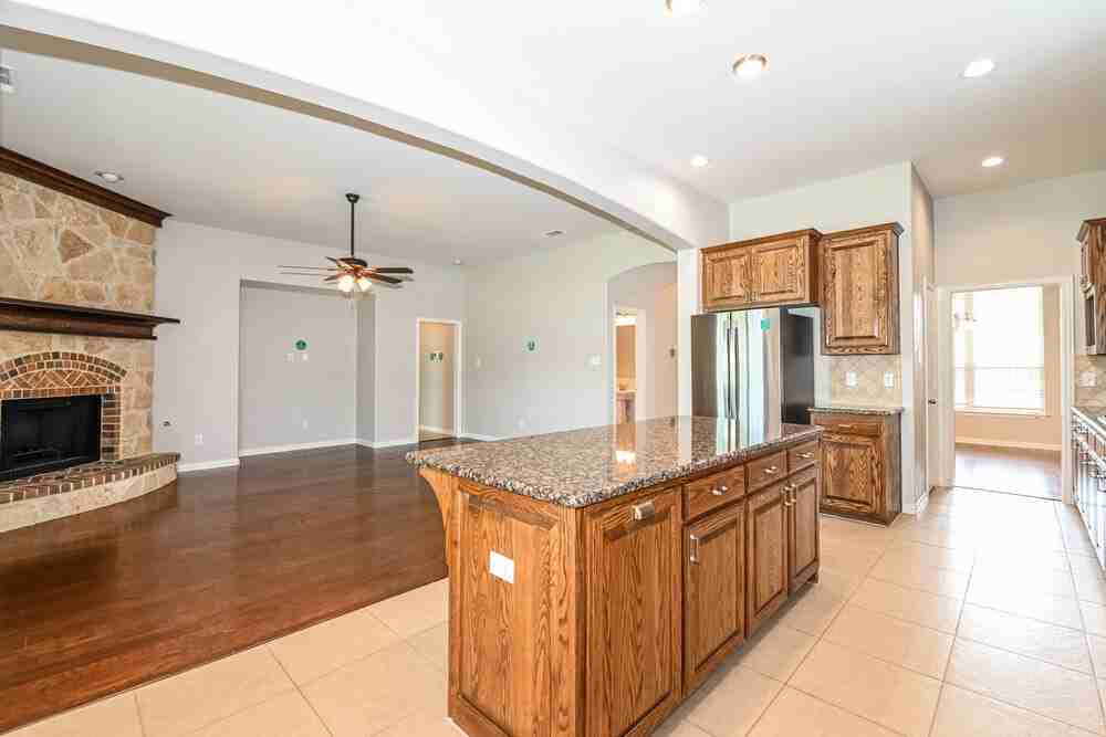 1224 Wedgewood Dr - Photo 7 of 16