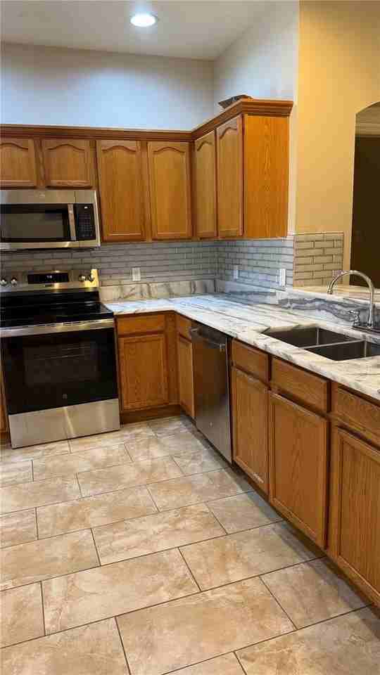 4135 Bismarck Palm Dr - Photo 6 of 45