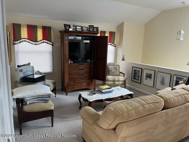 338 Norwood Ln - Photo 4 of 13