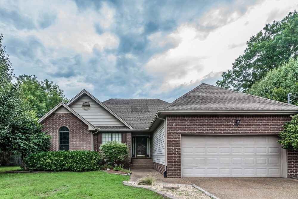 3625 Applewood Ln