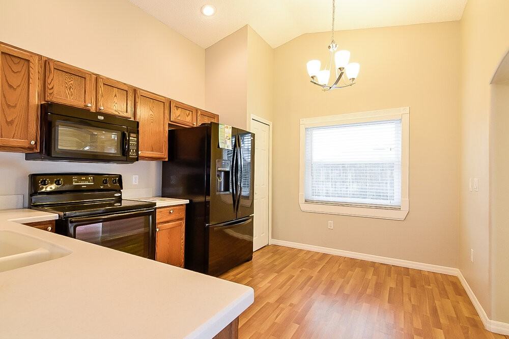 2914 Summer Winds Cir - Photo 7 of 14