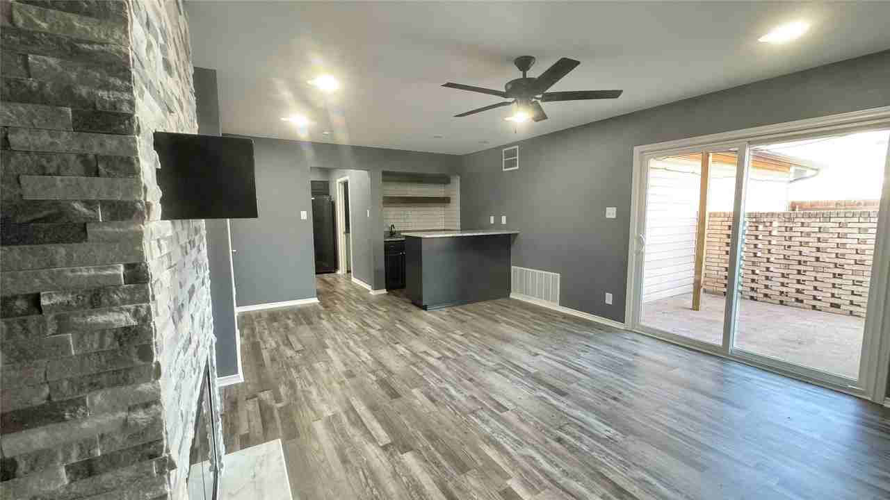 2314 Garden Park Ct
