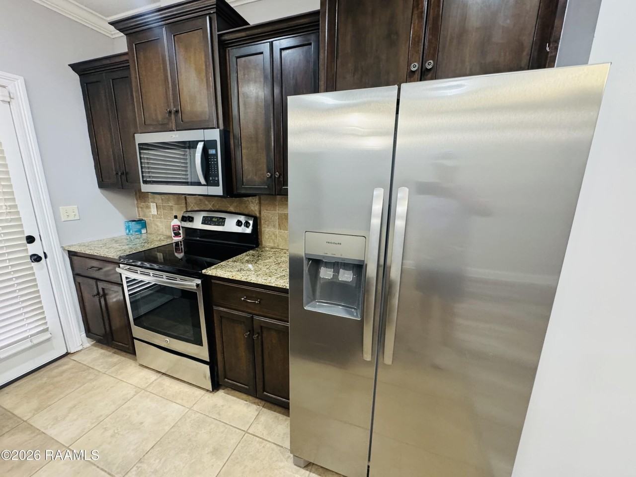 801 Rolling Mill Ln - Photo 5 of 17