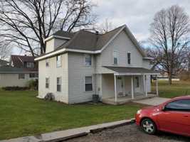 featured image of 318 Lincolnway E