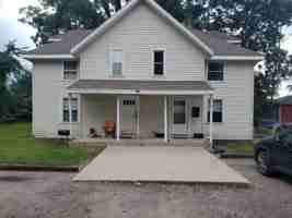 featured image of 318 Lincolnway E
