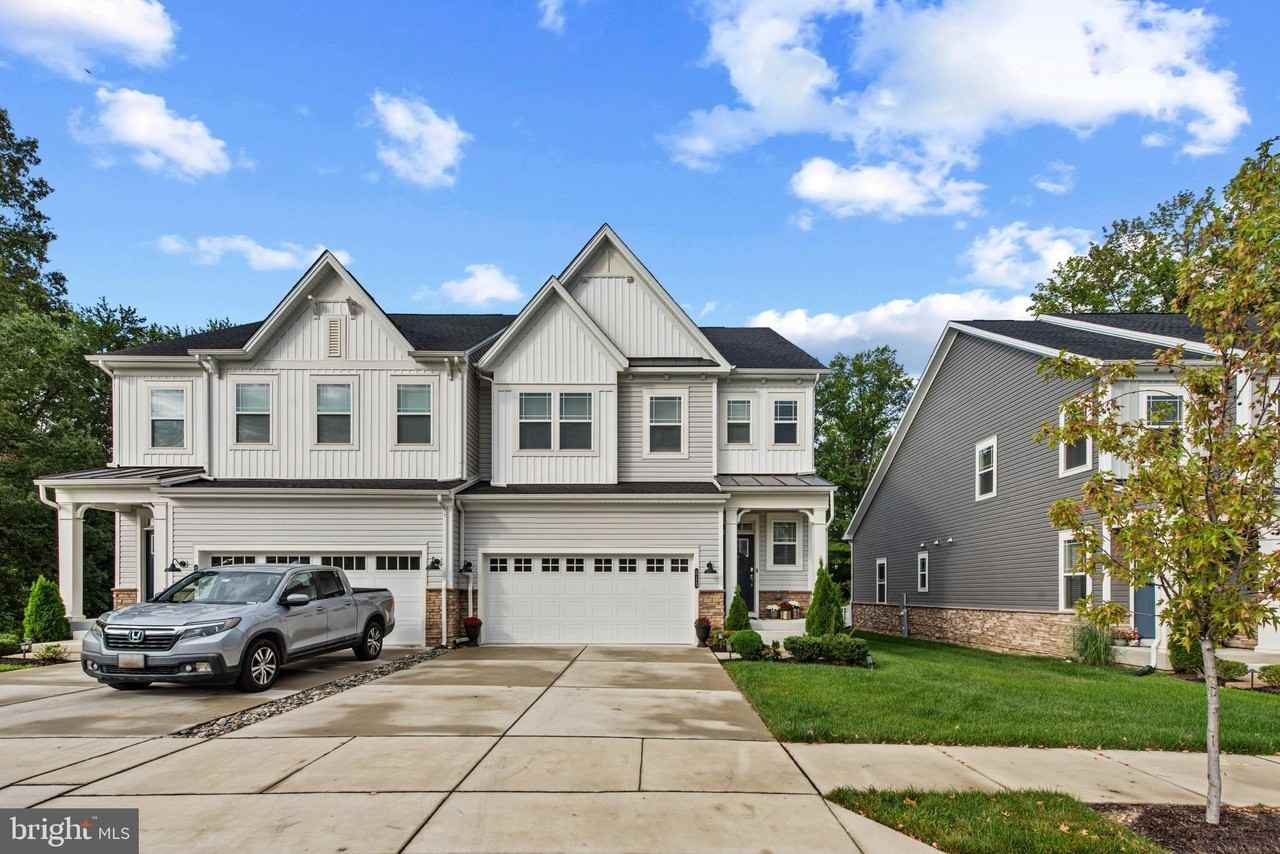 513 Waters Landing Dr - Photo 3 of 30