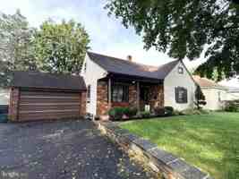 featured image of 21 Edward Rd
