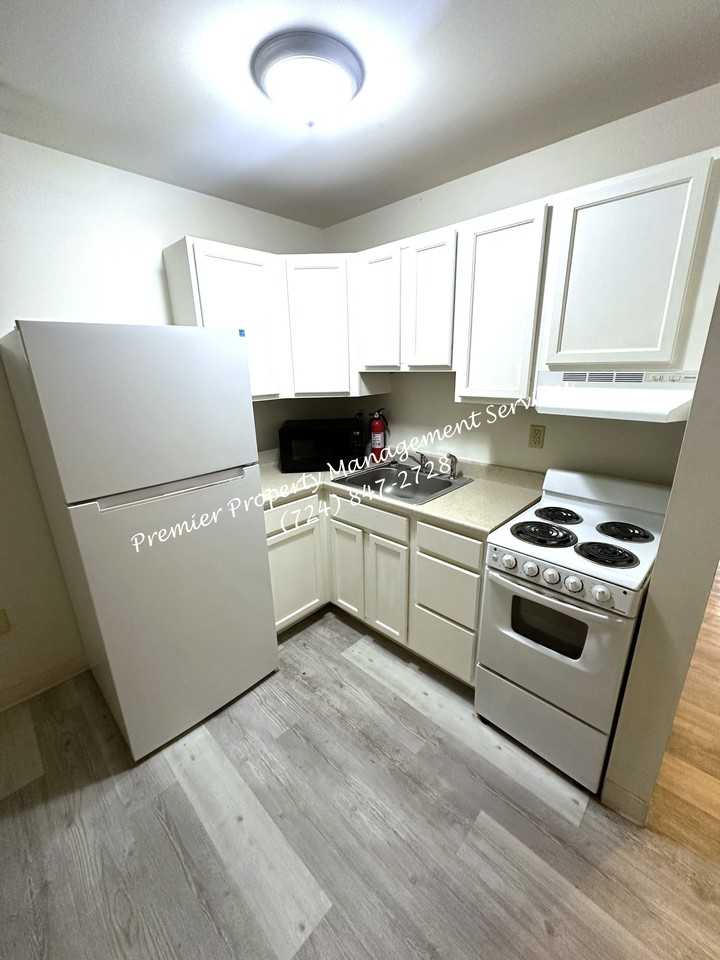 262 Connecticut - Photo 3 of 6