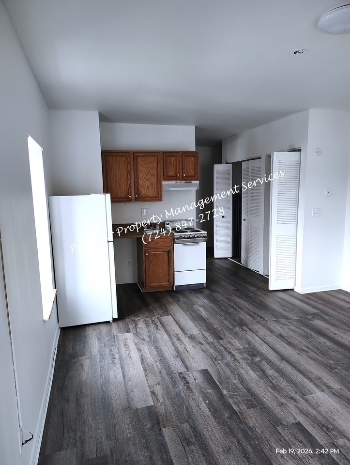 518 W Cunningham Street (Butler) - Photo 7 of 22