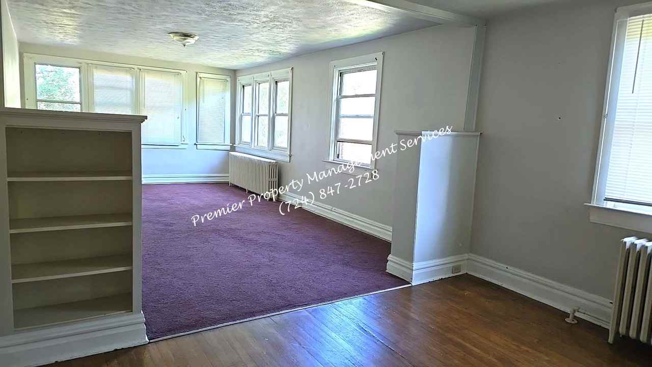 324 E Moody Ave (New Castle) - Photo 2 of 10