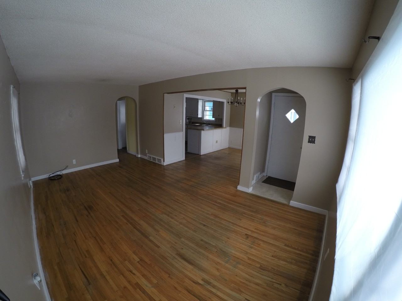 501 15th St Se - Photo 5 of 11