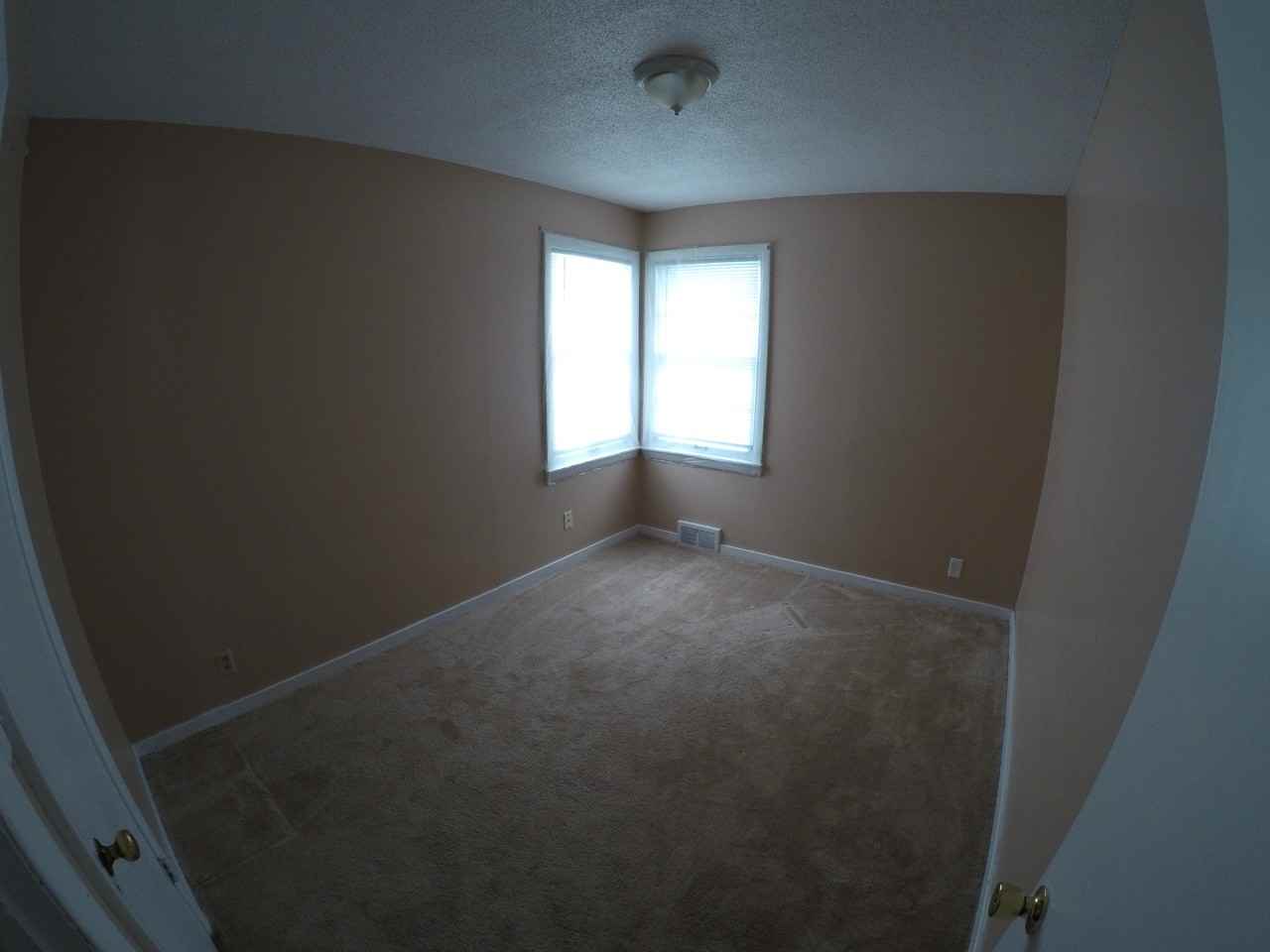 501 15th St Se - Photo 7 of 11