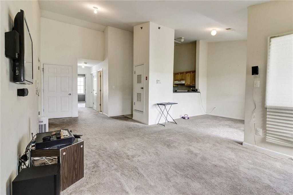 1131 Edpas Rd - Photo 3 of 19
