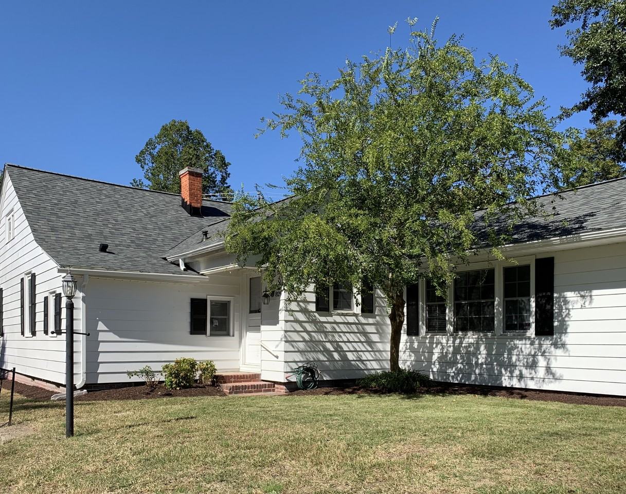 829 Riverside Rd - Photo 2 of 4