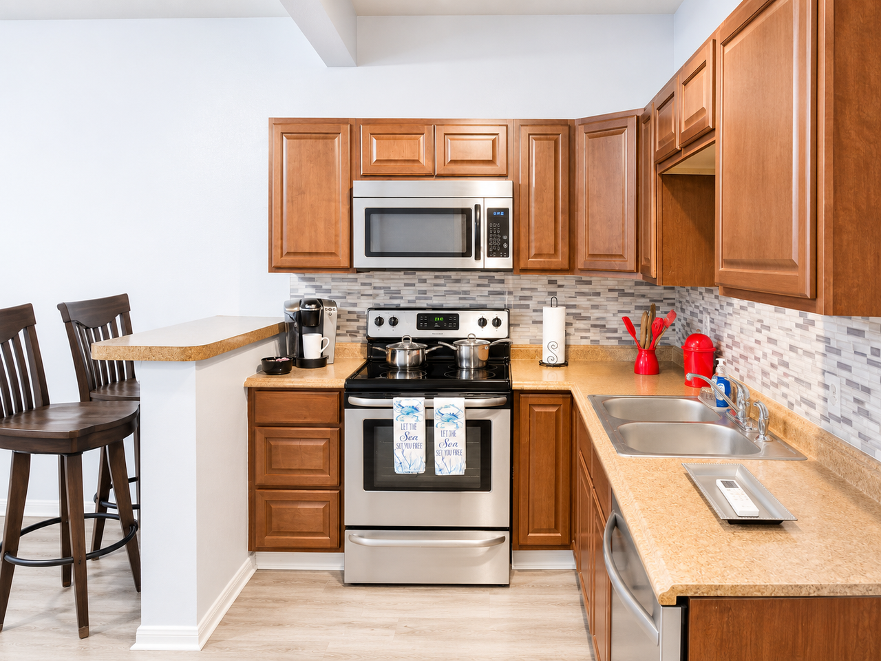 316 Fairbanks St #1 - Photo 5 of 19