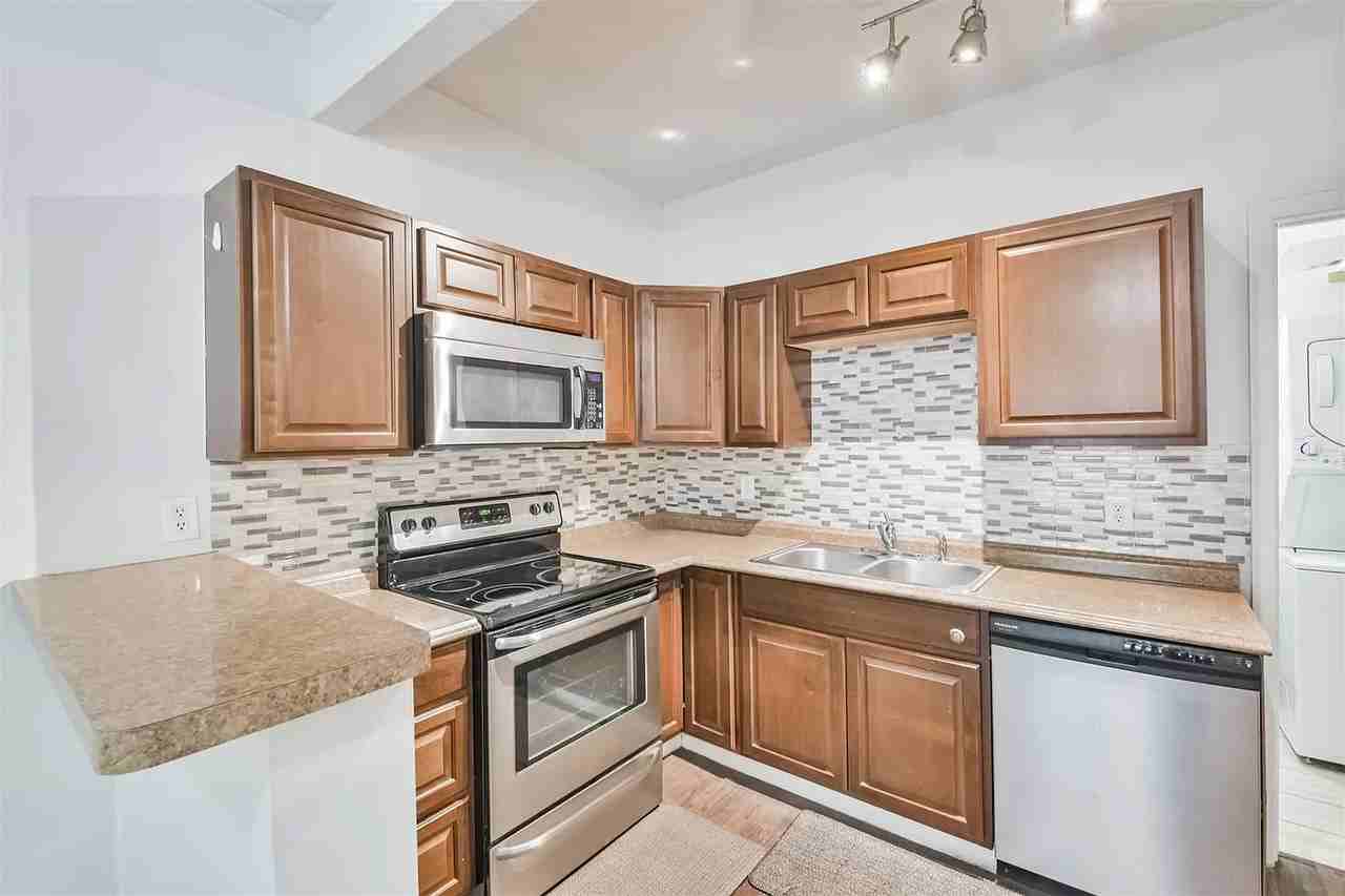 316 Fairbanks St #1 - Photo 6 of 19