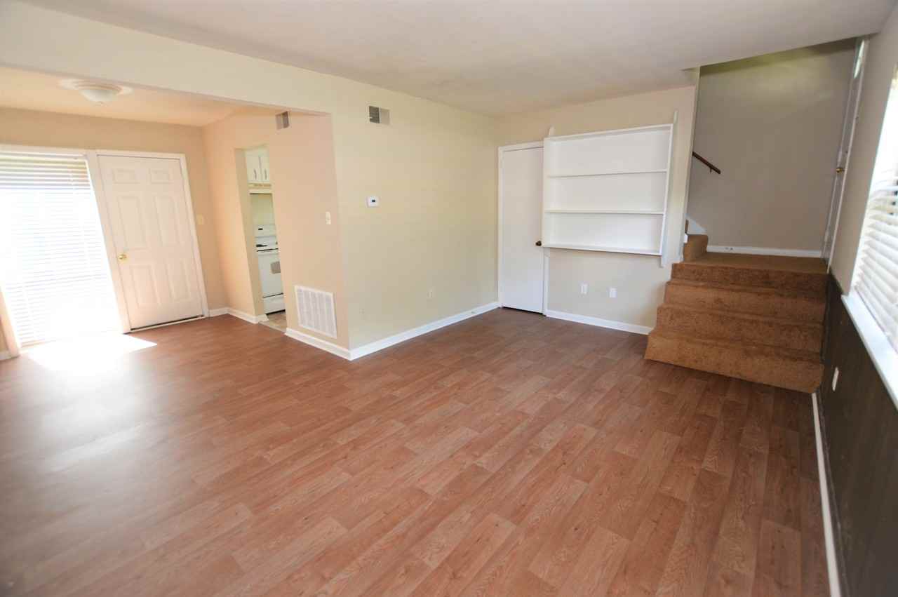 195 Overland Rd #12 - Photo 4 of 7
