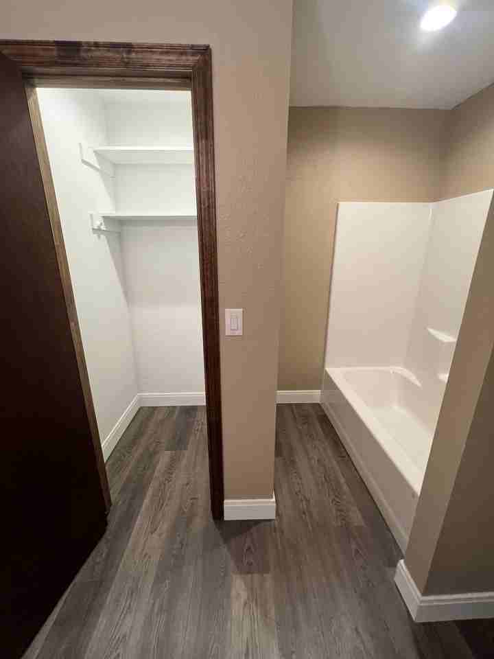 107 Fisher Station Rd - Photo 7 of 11
