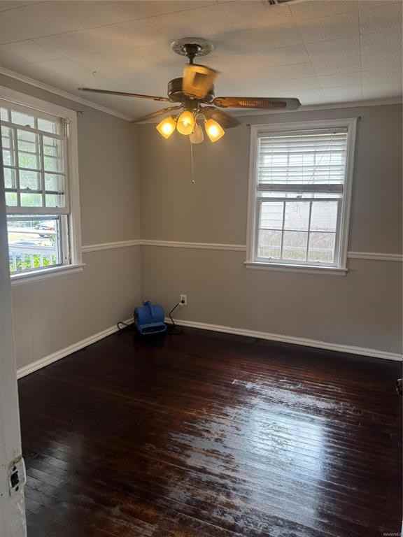302 Bradley Dr - Photo 7 of 10