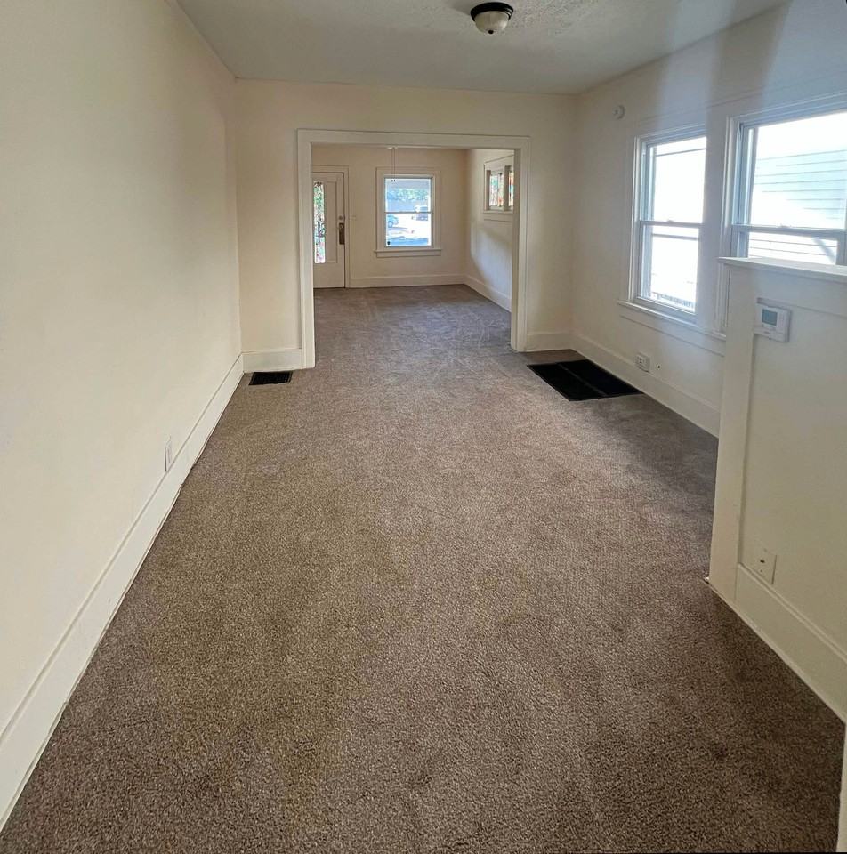 616 S Smithville Rd #616 - Photo 2 of 16