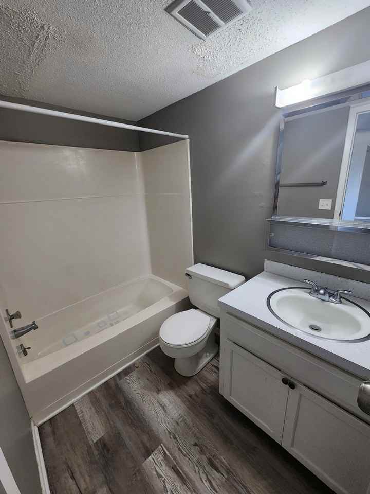 5105 Huntington Ave #1 - Photo 2 of 15