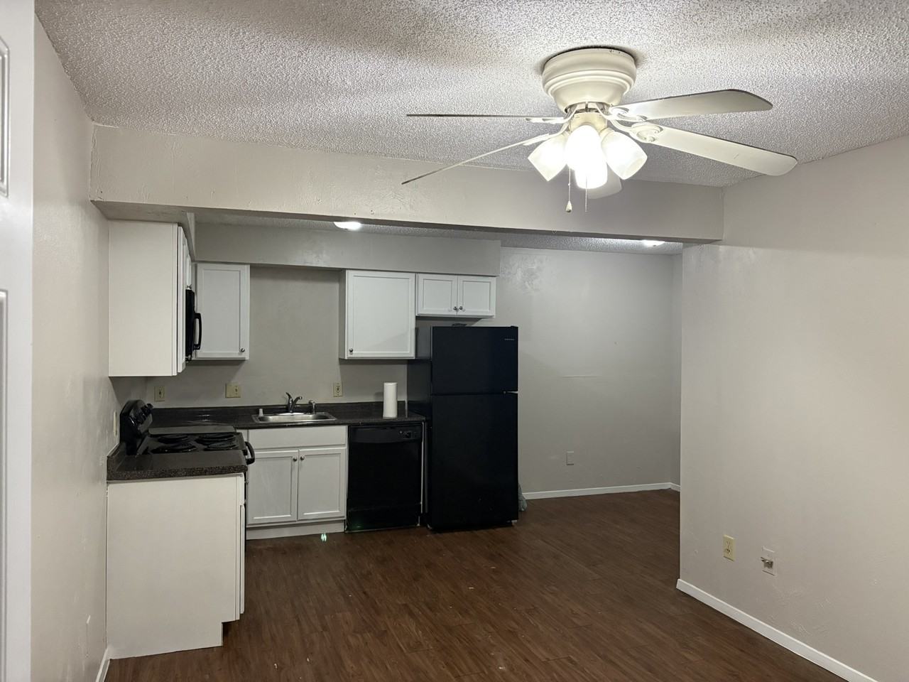 108 E Cedar St #1 - Photo 2 of 23