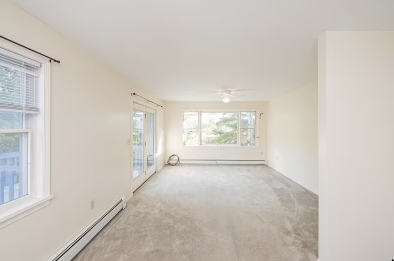 60 Riggs Dr, #B - Photo 4 of 12