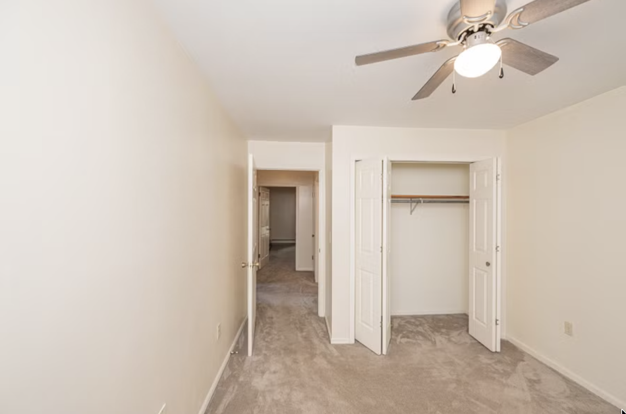 60 Riggs Dr, #B - Photo 5 of 12
