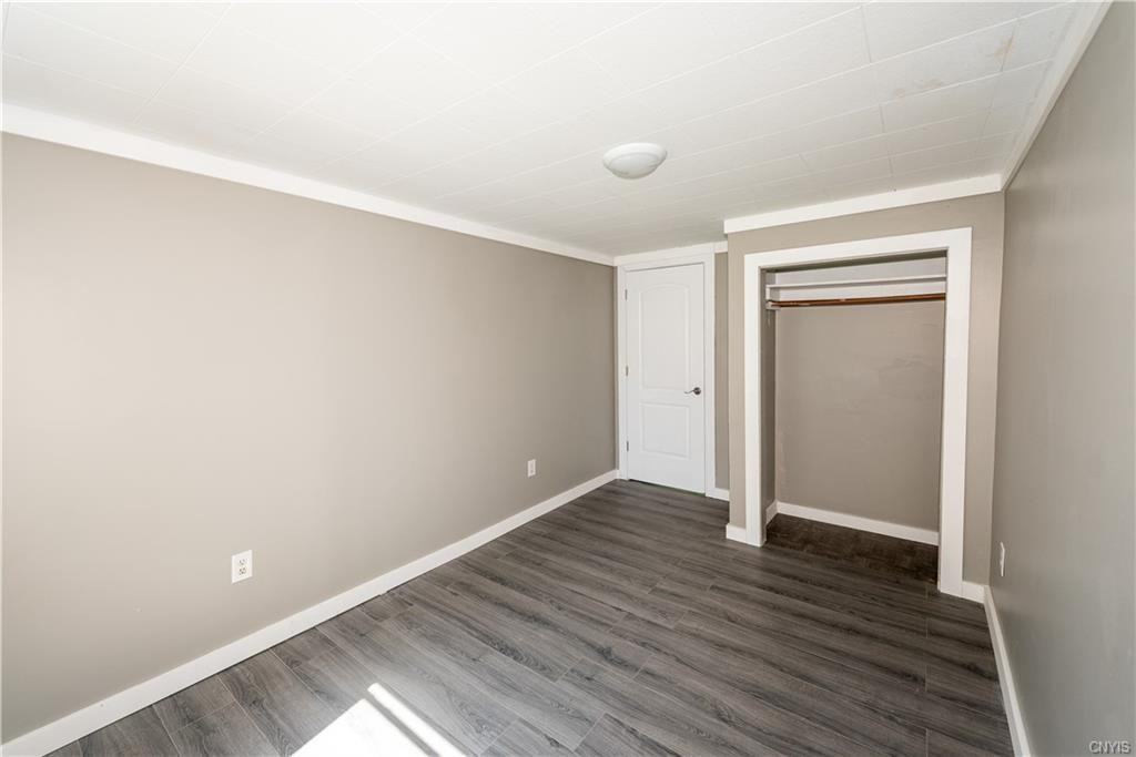 7610 Van Buren Rd - Photo 6 of 14