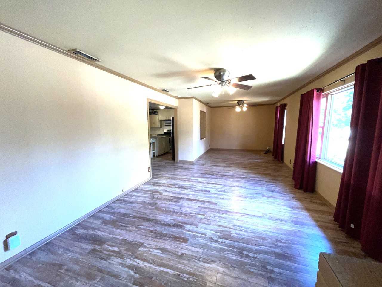 2015 E 5th St - Photo 5 of 30