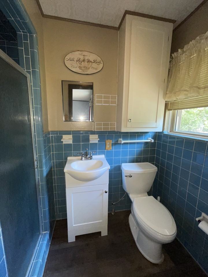 2015 E 5th St - Photo 6 of 30