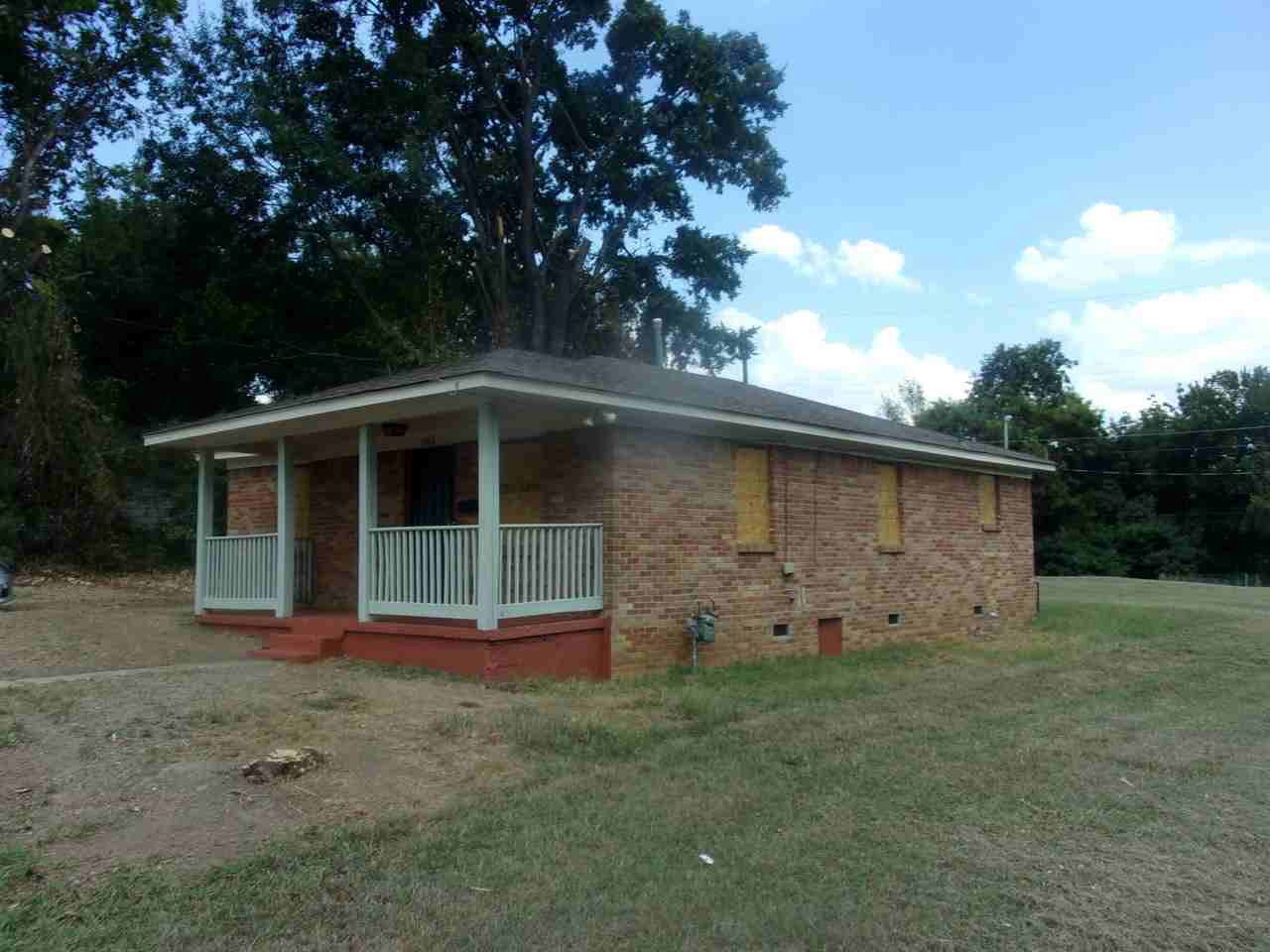 1486 Stevenson St - Photo 7 of 12