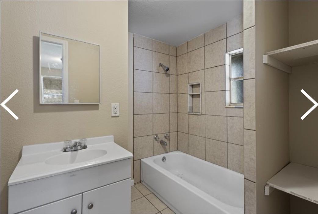 102 Ne 138th St - Photo 3 of 10