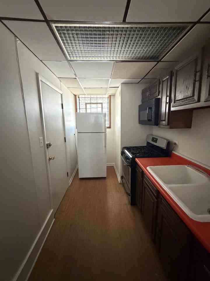 7001 S Vernon Ave #7005BF - Photo 7 of 11