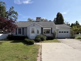 featured image of 135 W Chisholm St