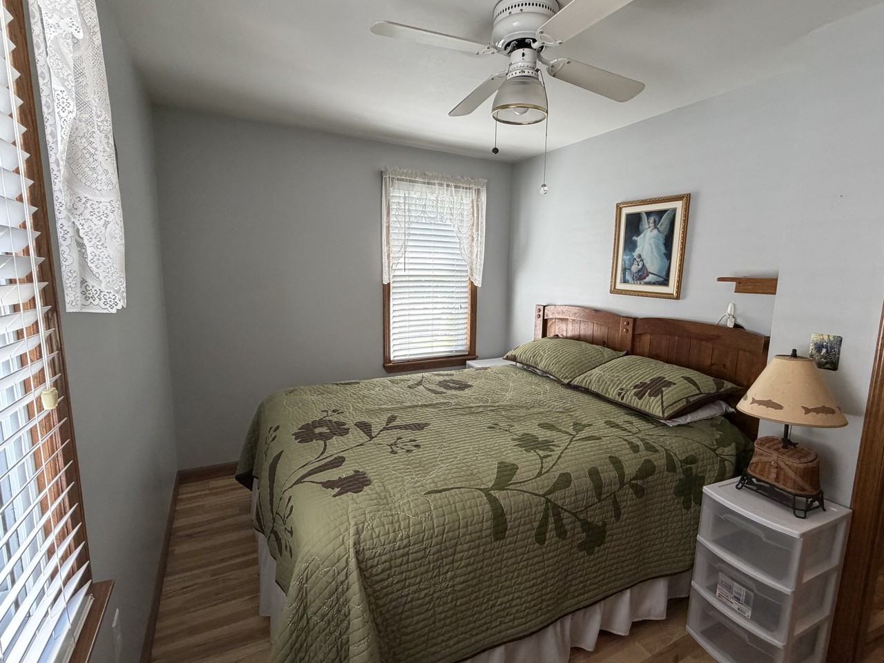 135 W Chisholm St - Photo 6 of 12