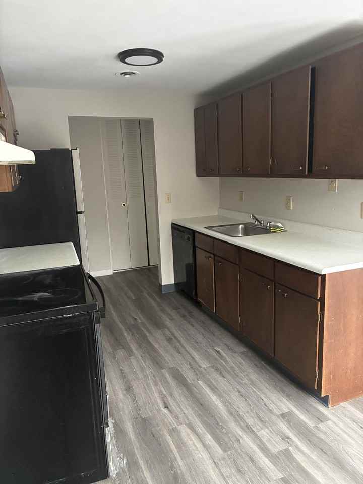 300 Polk St #302-6 - Photo 6 of 13