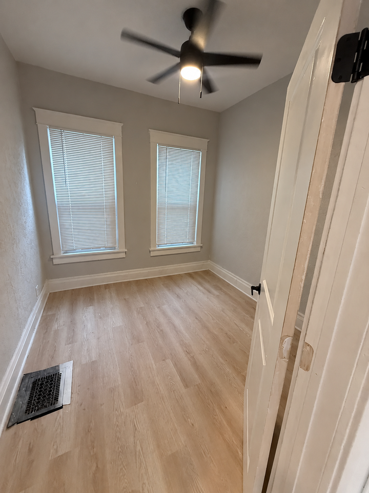 3606 Highland Ave - Photo 2 of 7