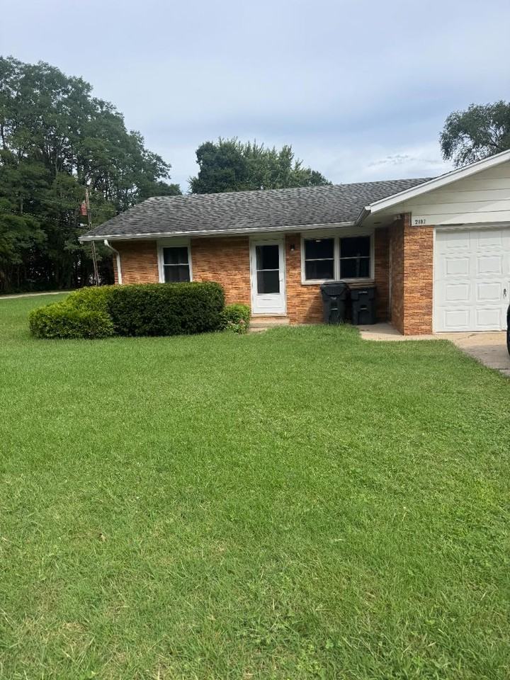 2197 W Glenlord Rd - Photo 2 of 11