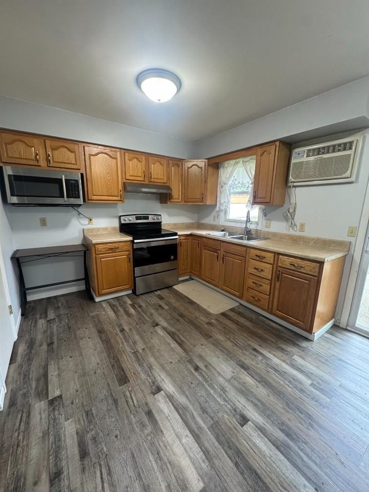 2197 W Glenlord Rd - Photo 4 of 11