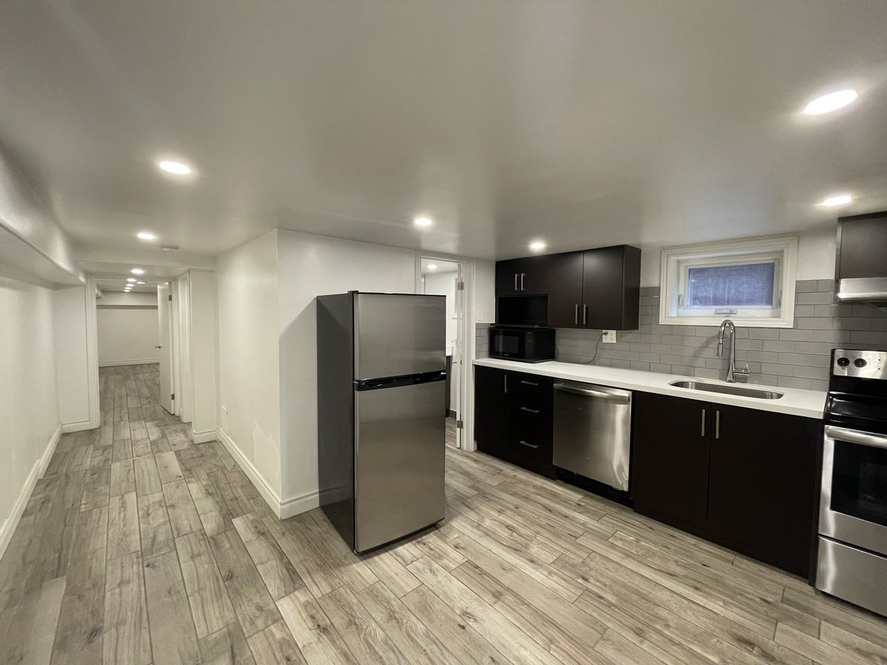 755 Dupont Street #B - Photo 4 of 6