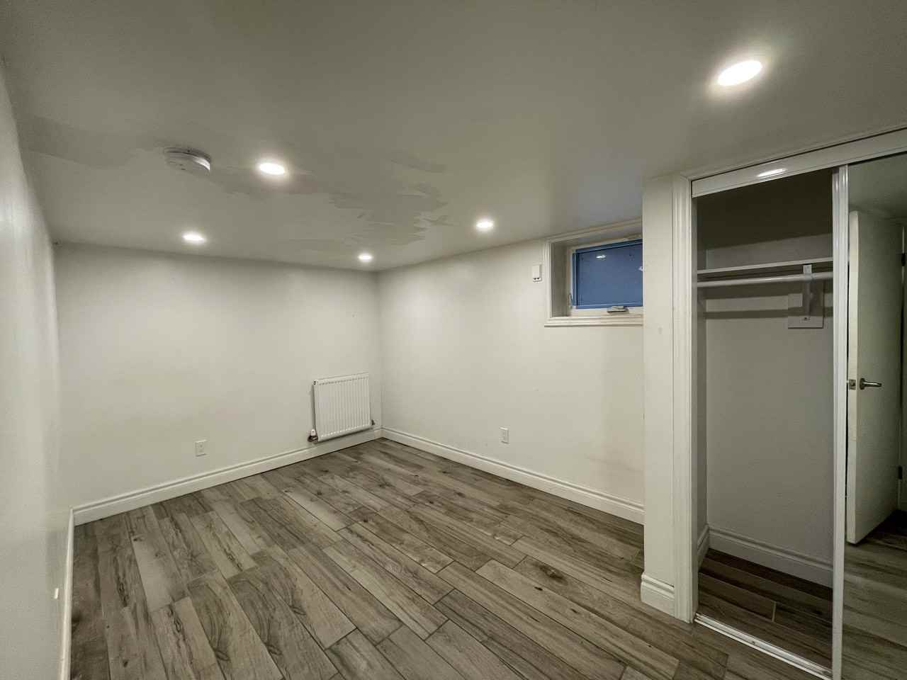 755 Dupont Street #B - Photo 5 of 6