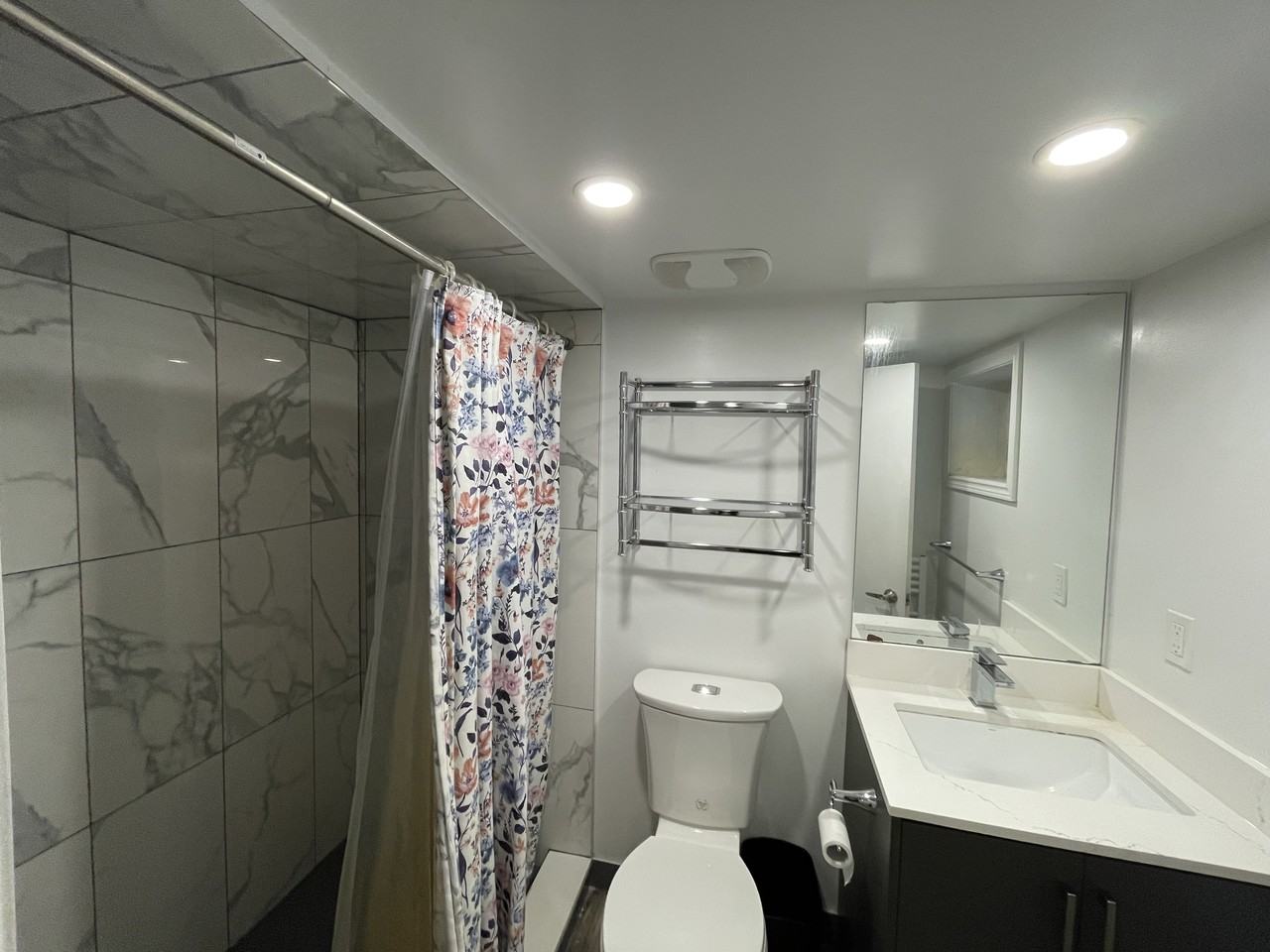 755 Dupont Street #B - Photo 6 of 6