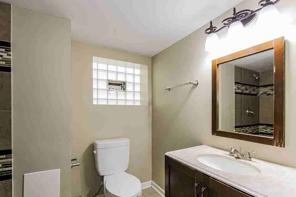 6042 West Bryn Mawr Avenue - Photo 2 of 13