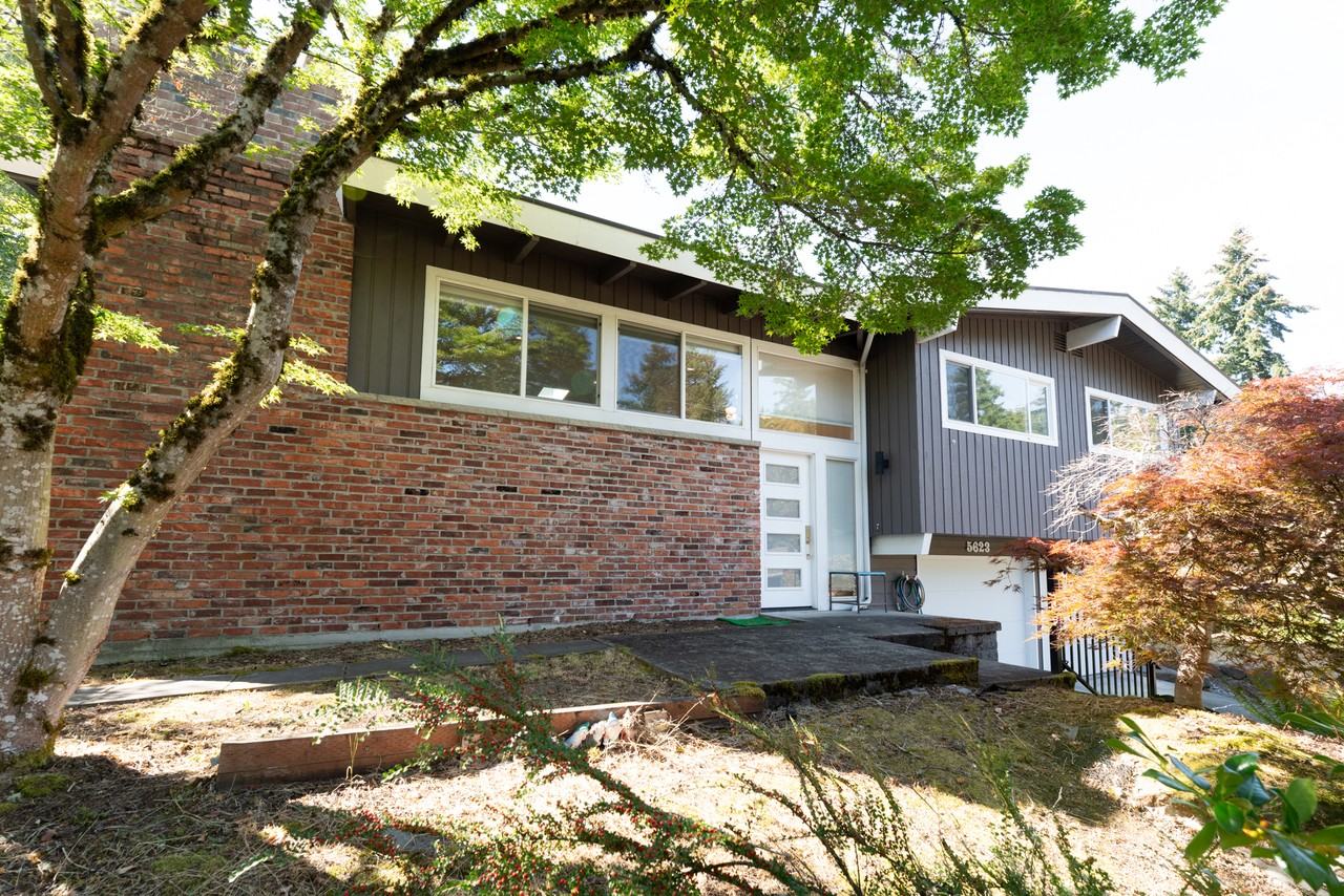 5623 129th Ave SE Bellevue WA 98006 #1 - Photo 2 of 44