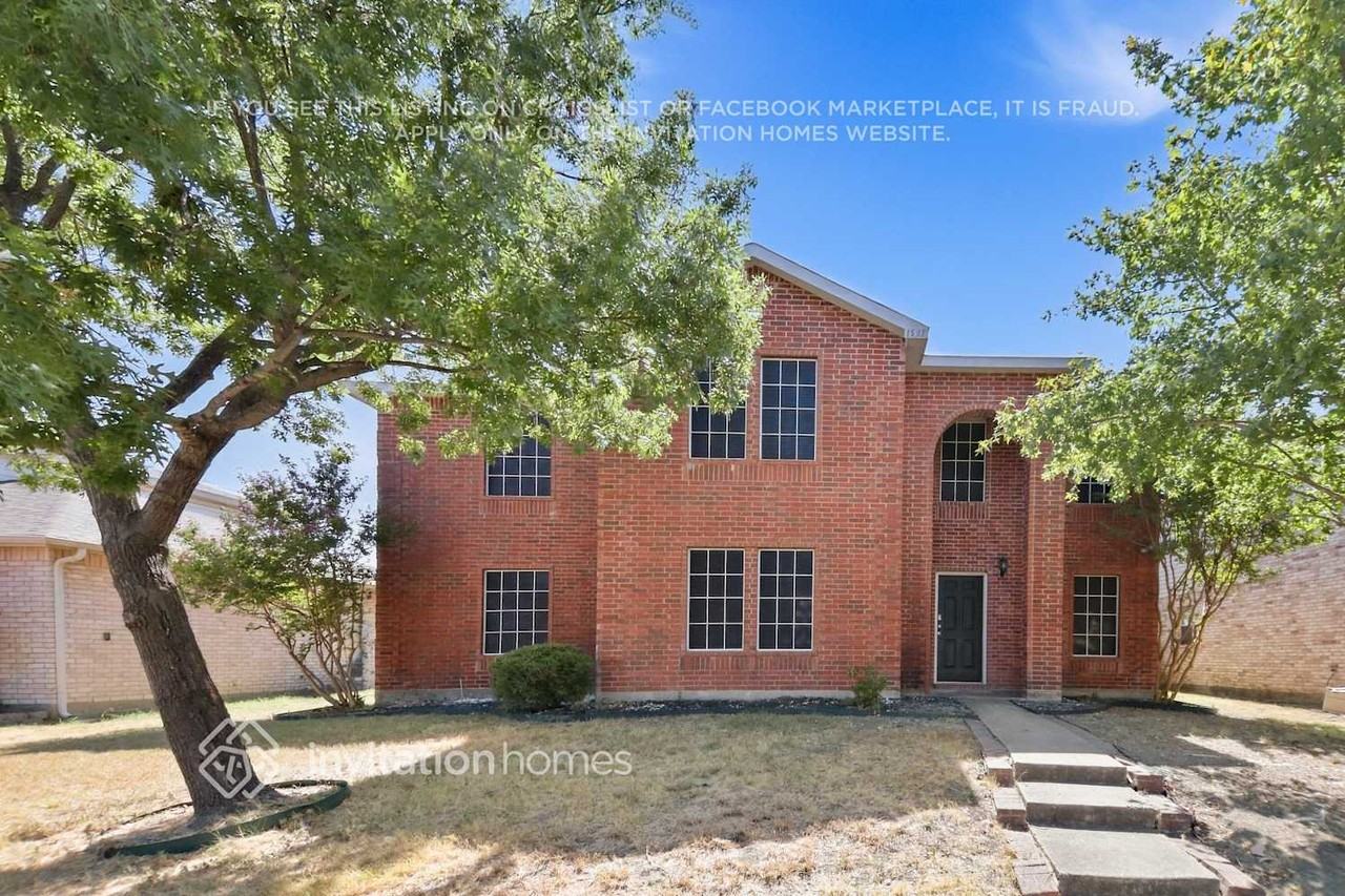 1537 Englewood Dr