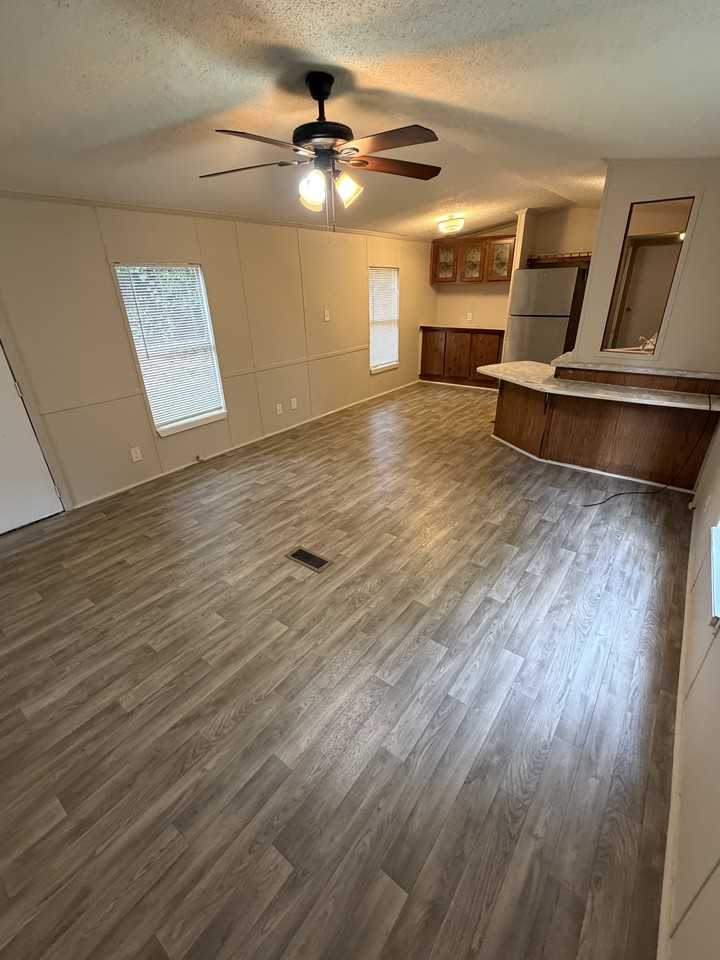 51 Platinum Dr #1 - Photo 3 of 8