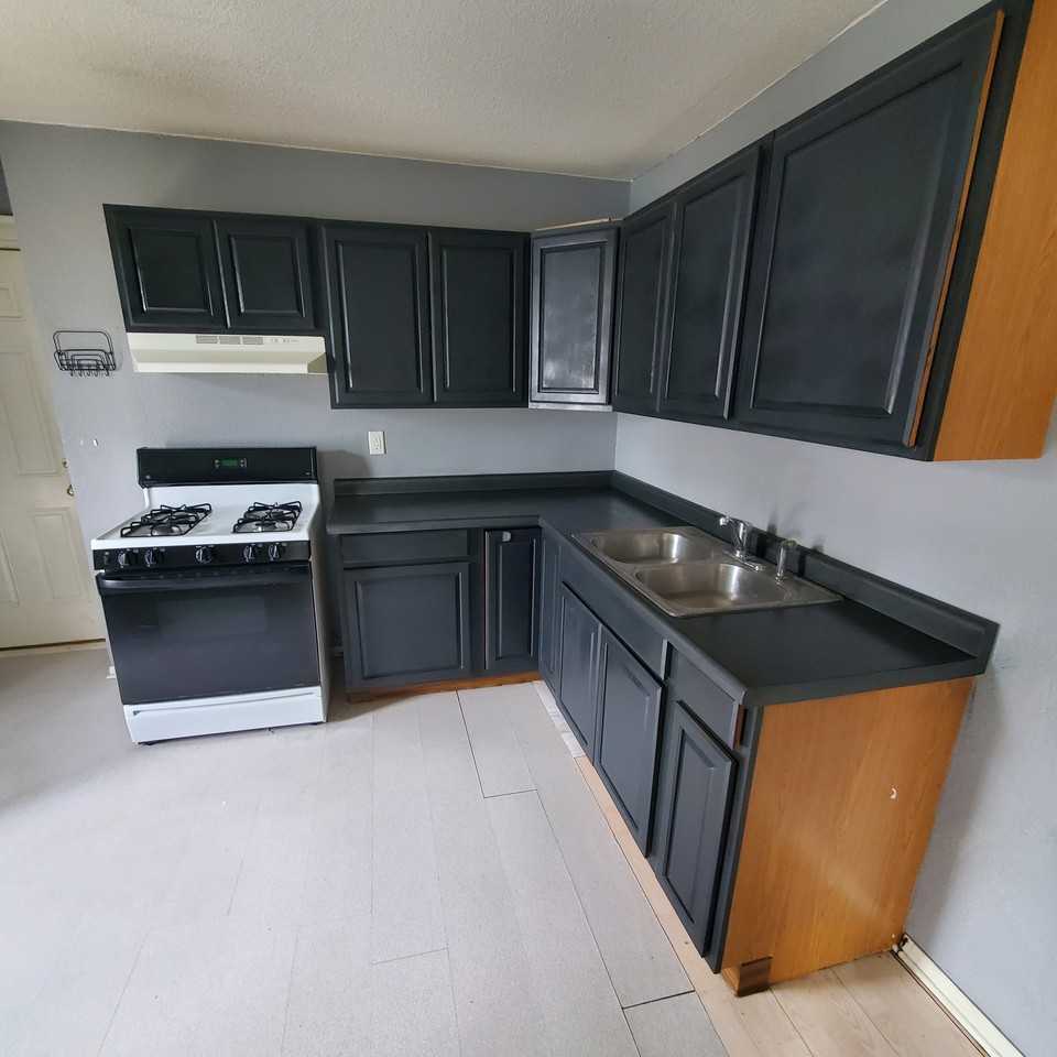 931 Home Ave #B - Photo 3 of 16